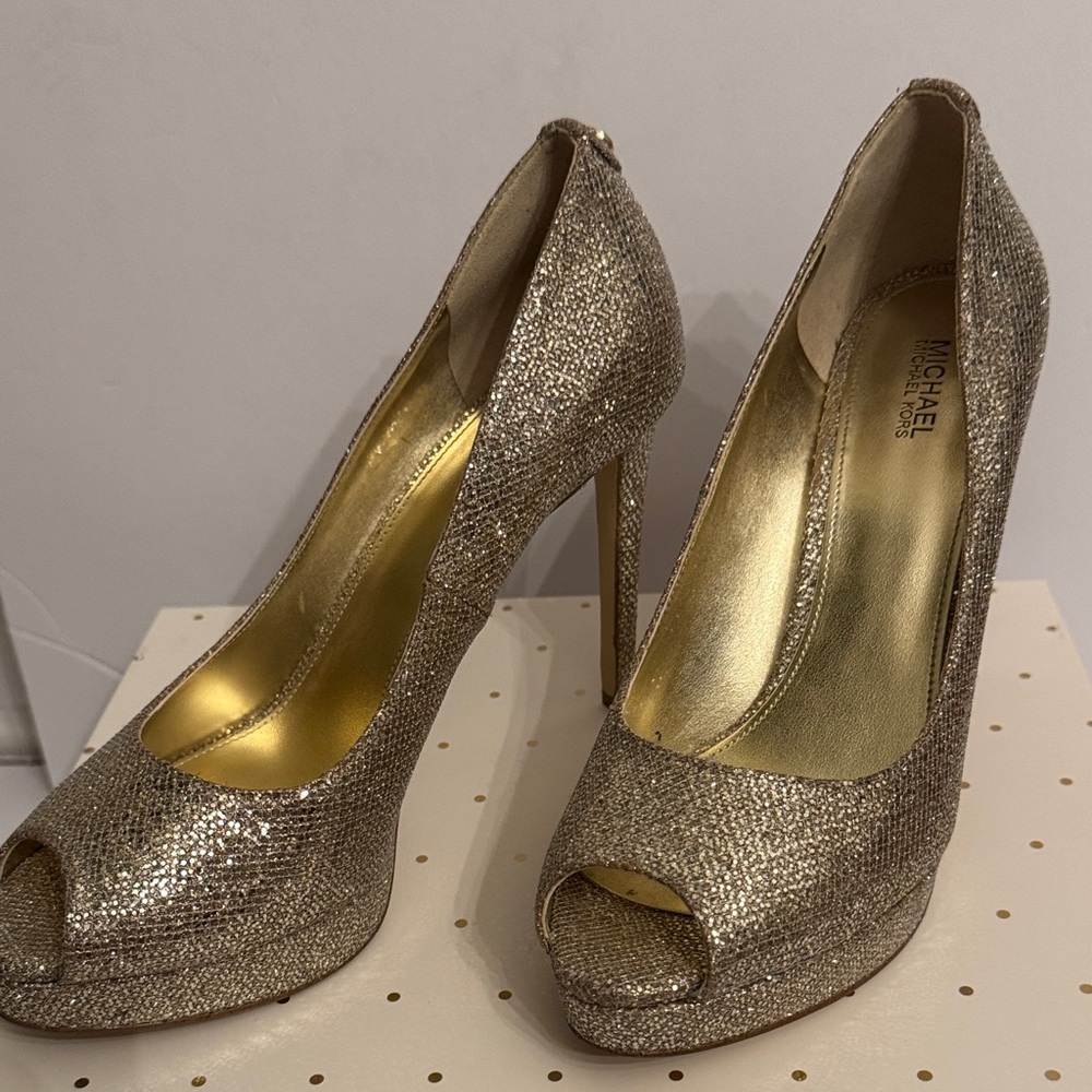 Michael Kors 8-1/2 Glittering Gold Peep Toe Heels